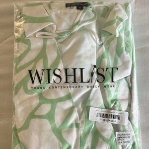 Wishlist Sage and White Patterned Top